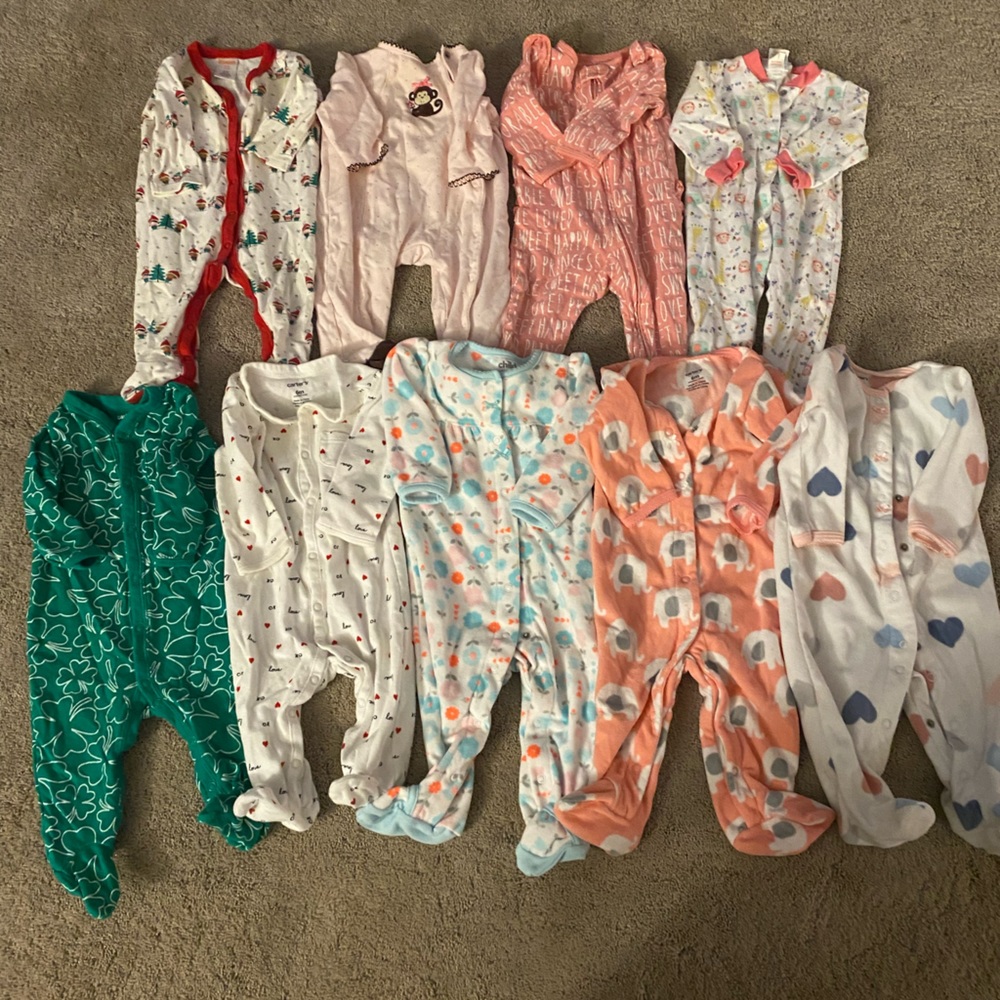 9 baby girl footie pajamas size 6 months